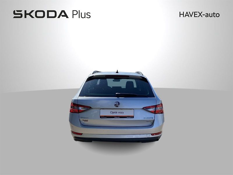 Škoda Superb (2017) Combi 2.0 TDI 4x4 Ambition - fotka 30 z 30