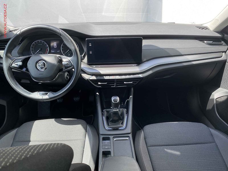 Škoda Octavia (2022) 2.0 TDi, Ambition, Webasto - fotka 8 z 22
