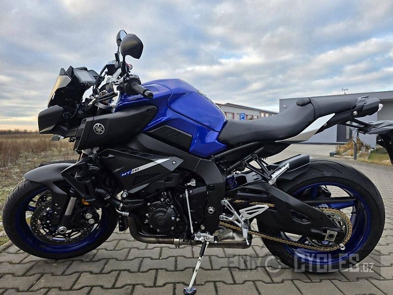 Yamaha MT-10 (2017) - fotka 10 z 20