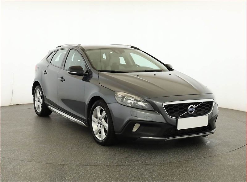 Volvo V40 (2013) 2.0 D3, Navi, Tempomat - fotografie inzerátu
