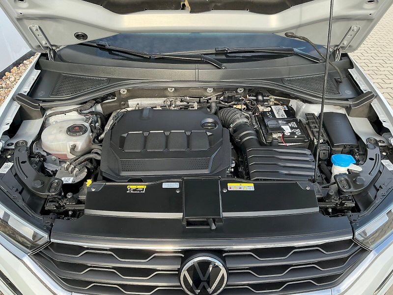 Volkswagen T-Roc (2022) 2.0 TDI DSG Sport - fotka 12 z 31