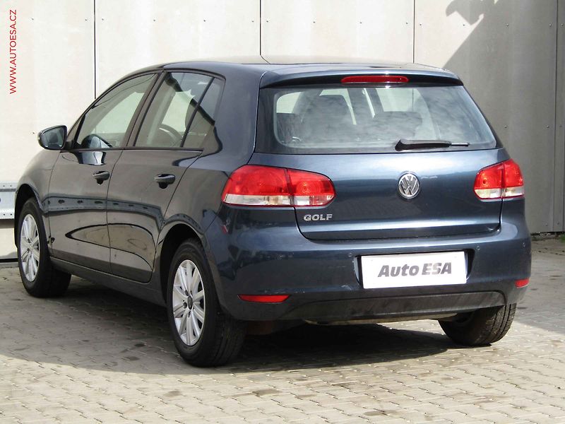 Volkswagen Golf (2012) 1.2 TSi, ČR, autoAC, temp - fotka 6 z 16