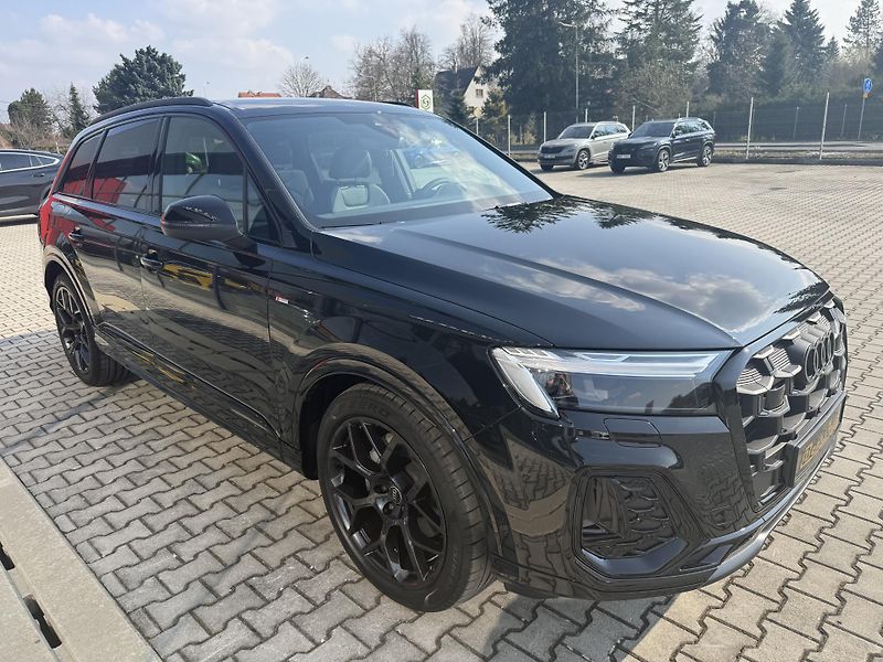 Audi Q7 (2026) 50TDI 210kW S-LINE GRAVITY LED - fotka 15 z 54