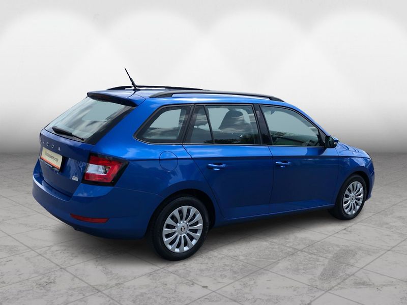 Škoda Fabia COMBI 1.0 TSi ACTIVE - fotka 2 z 27