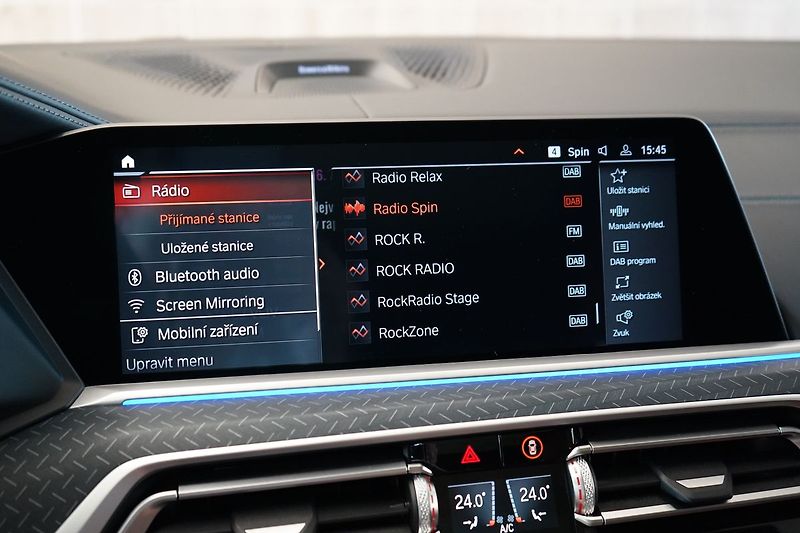 BMW X7 M50i xD, Executive Drive Pro - fotka 36 z 50