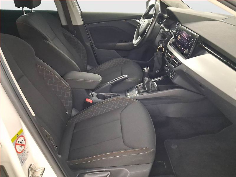 Škoda Scala (2020) 1.0 TSI, Tempomat - fotka 9 z 19