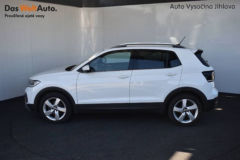Volkswagen T-Cross (2022) 1.5TSI 110kW DSG, 100% Servis - fotka 3 z 22