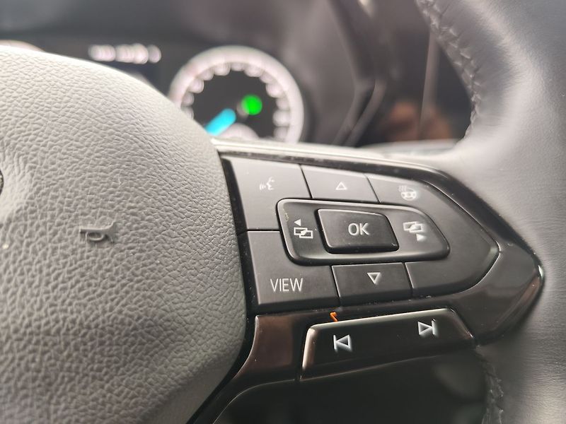 Ford Tourneo Connect 2.0 EcoBlue/90kW Active AT - fotka 28 z 33