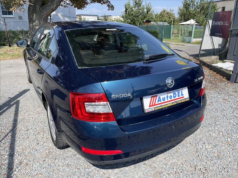Škoda Octavia 1,2 TSi 77kW  Senzory,Tempomat - fotka 4 z 49