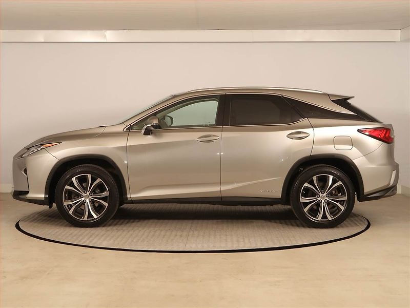 Lexus RX 400h (2017) 450 h - fotka 3 z 27