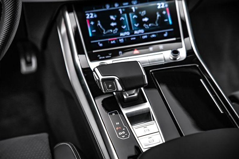 Audi Q7 50TDI 2x S-line Matrix Vzduch - fotka 19 z 24