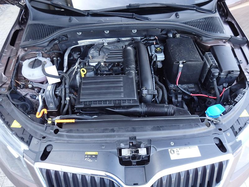 Škoda Octavia 1.4 TSI DIGI. KLIMA, ZÁVĚS - fotka 13 z 27