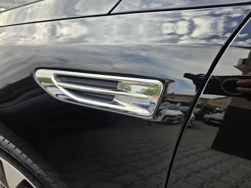 Kia Optima 1.7-PREMIUM-PANORAMA-AUTOMAT - fotka 26 z 27
