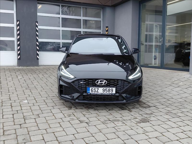 Hyundai i30 FB 1,5 TGDI DCT N LINE - fotka 2 z 22