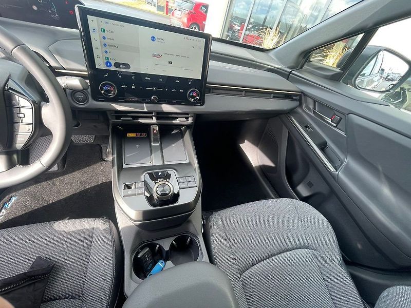 Toyota bZ4X EV  73k kWh FWD Style - fotka 20 z 32