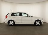 BMW Řada 1 (2009) 116i - náhled 6