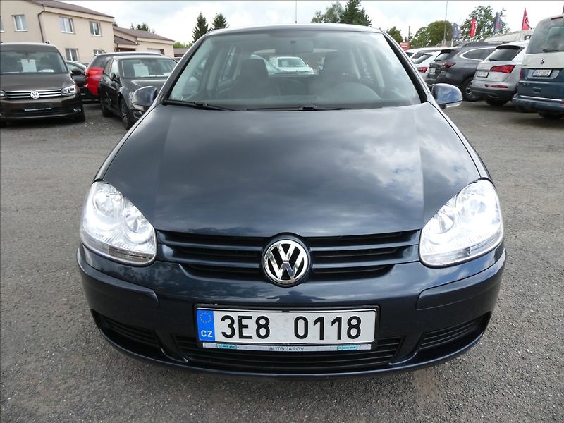 Volkswagen Golf 1,4 i16V serviska,ČR,2.majitel - fotka 2 z 49