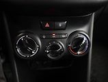 Peugeot 208 (2018) 1.2 PureTech, ČR,1.maj - náhled 10