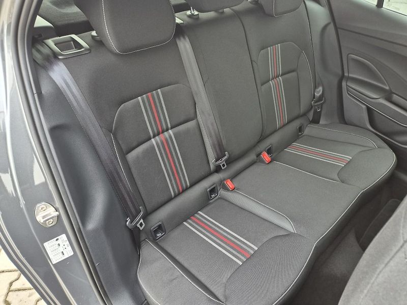 Škoda Fabia Monte Carlo 1.0 TSI 85 Kw - fotka 19 z 34