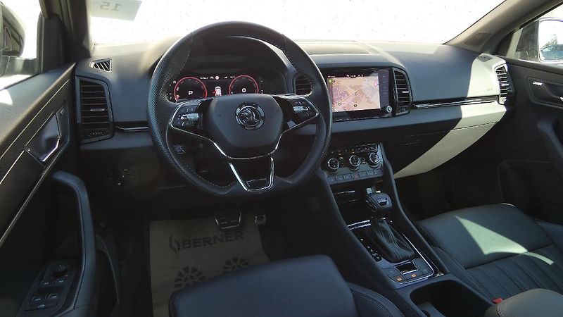 Škoda Karoq 1,5 TSI DSG Sportline - fotka 5 z 26