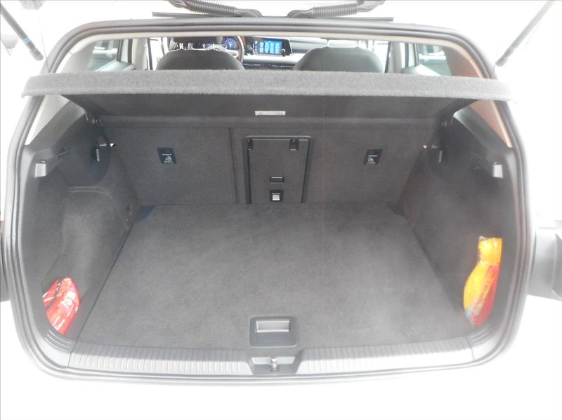 Volkswagen Golf 1,5 TSi 1.Majitel ČR - fotka 20 z 23