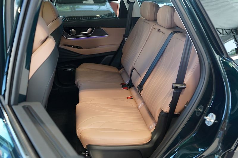 Chery Ostatní (2026) UNIQUE 1.5 TGDI PHEV - fotka 20 z 57