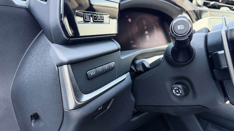 Lexus RZ 450e 450e LUXURY TOP PANORAMIC DIRE - fotka 14 z 27