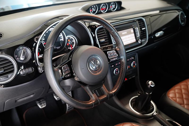 Volkswagen Beetle - fotka 14 z 27
