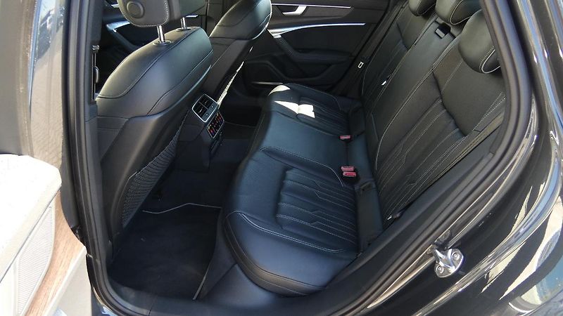 Audi A6 ALLROAD QUATTRO 3.0 55 TDI qua - fotka 20 z 27