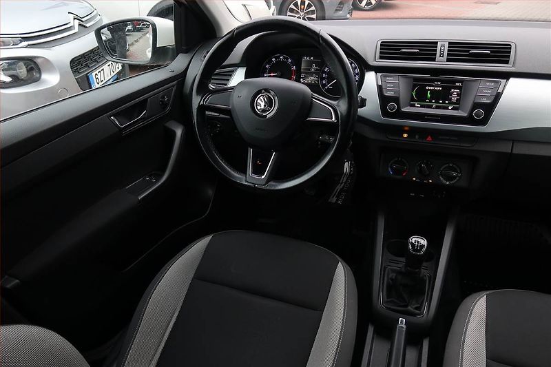 Škoda Fabia (2018) Ambition 1.0 TSI - fotka 7 z 14