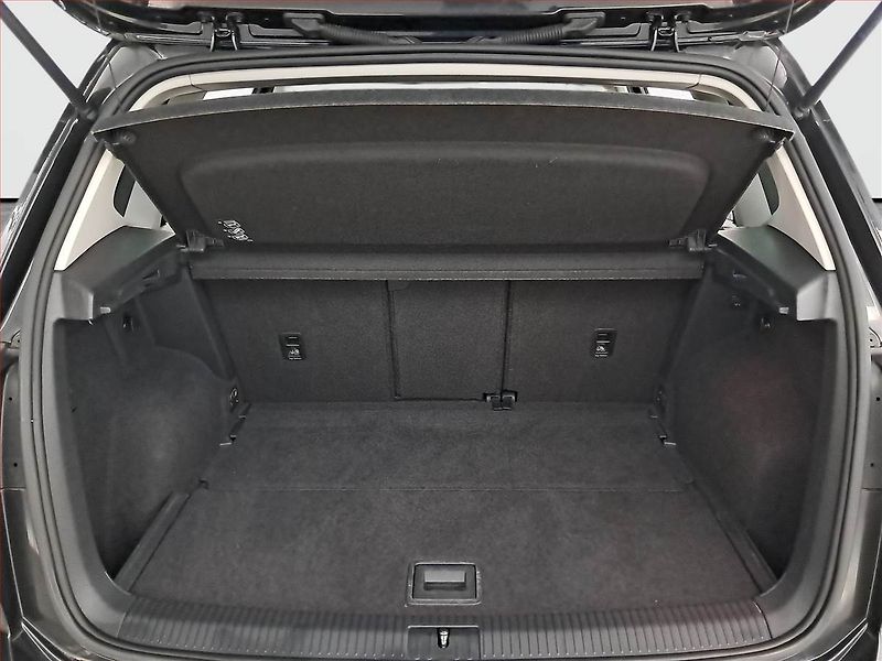 Volkswagen Golf Sportsvan (2016) 1.2 TSI, Tempomat - fotka 13 z 19