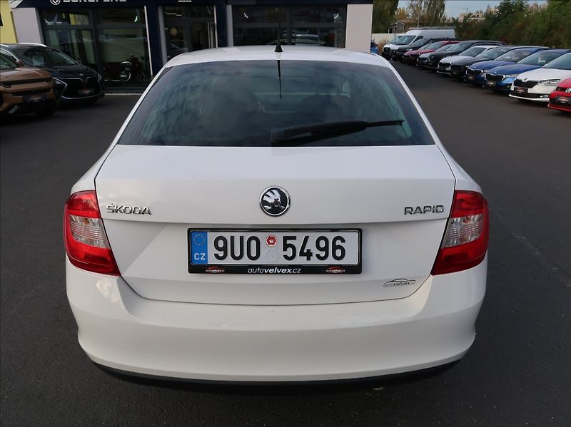 Škoda Rapid 1,2 TSi,63kW,Klima - fotka 8 z 22