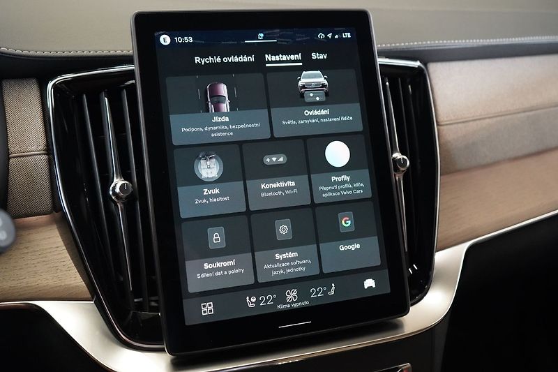 Volvo XC90 T8 PLUS Bright, Vzduch, 360° - fotka 34 z 50