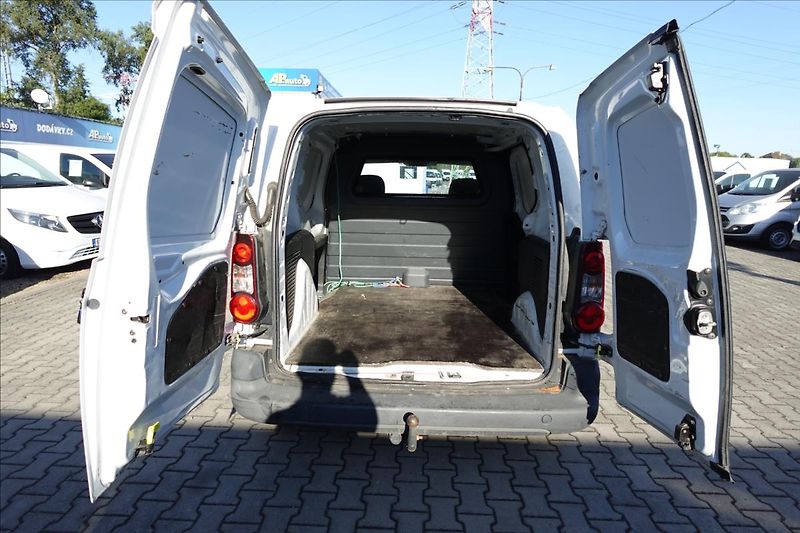 Peugeot Partner 1,6 HDI  KLIMA SERVISKA - fotka 14 z 29