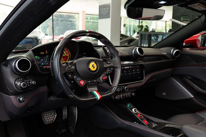Ferrari Portofino JBL/360/Rosso Keramické Brzdy - fotka 5 z 30