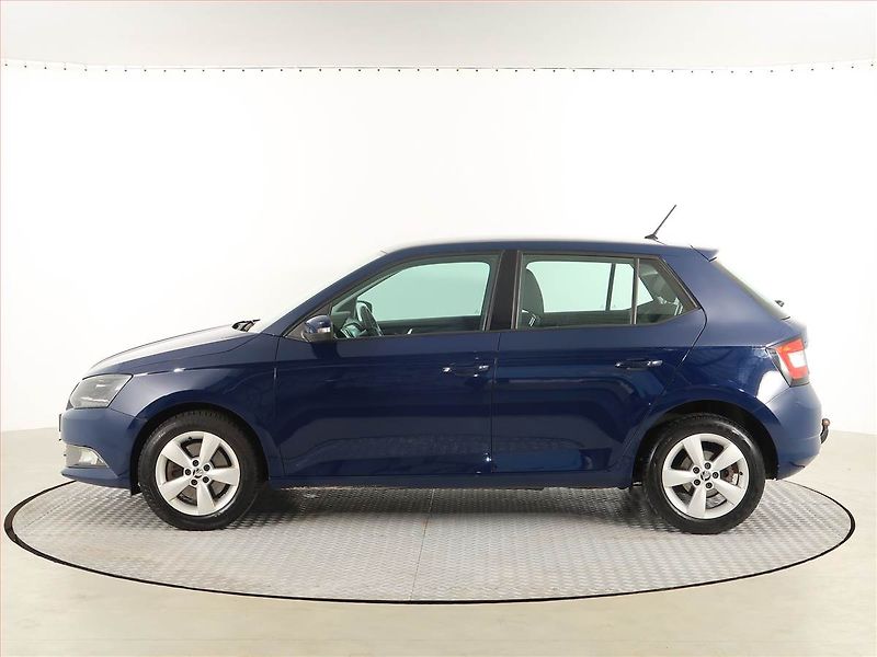 Škoda Fabia (2015) 1.2 TSI, Tempomat - fotka 3 z 17