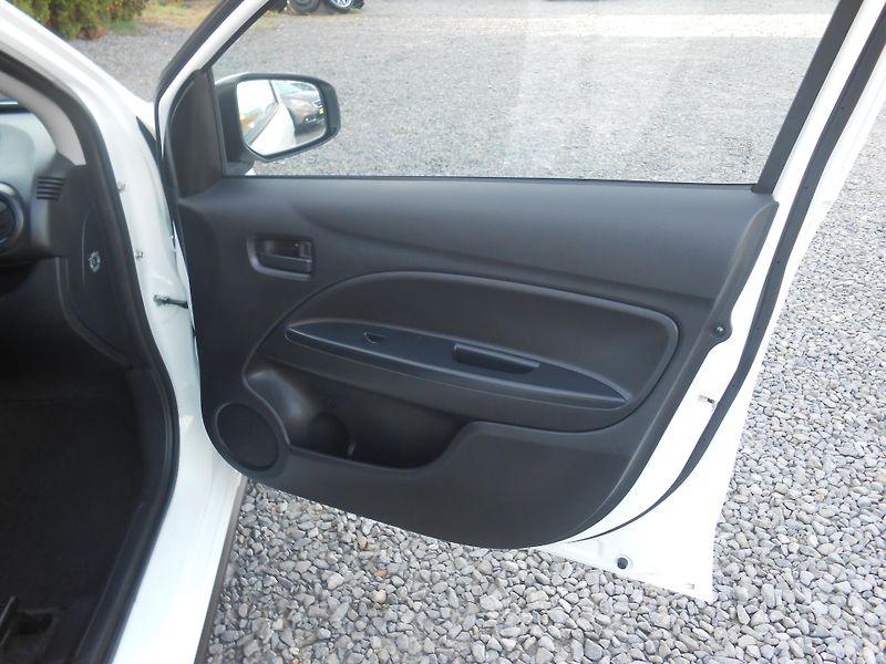 Mitsubishi Space Star 1.0 52KW, 35TKm,KLIMA - fotka 14 z 28