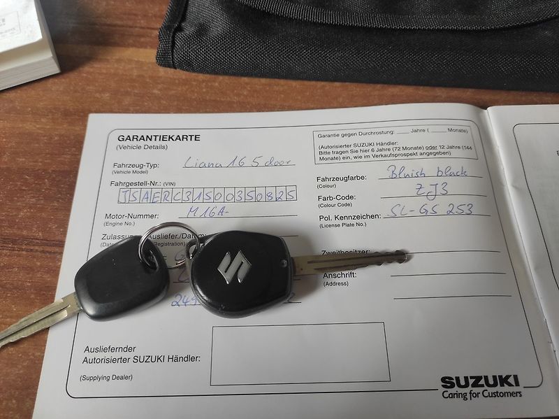 Suzuki Liana 1.6 16V combi 4 seasons - fotka 23 z 26