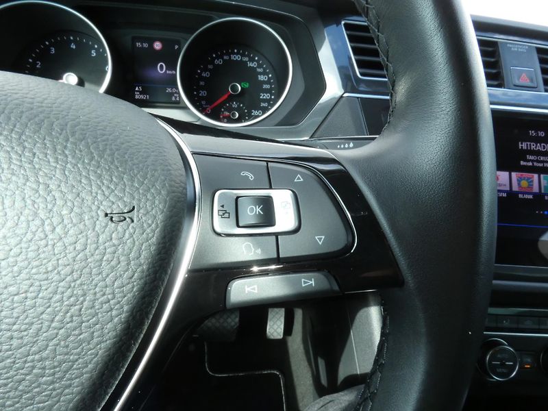 Volkswagen Tiguan (2018) R-Line 2.0 TSI 132KW 4MOTION - fotka 23 z 30