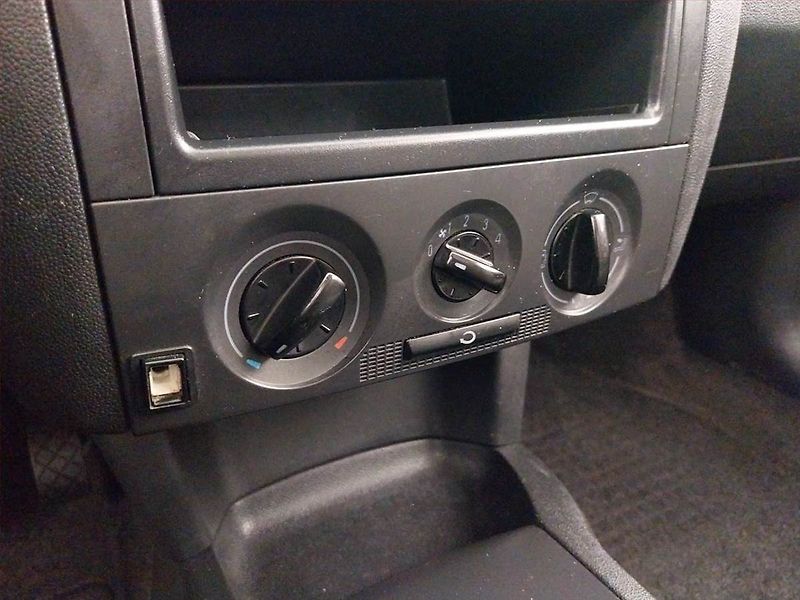 Škoda Fabia (2003) 1.4 16V, Serv.kniha, nová STK - fotka 13 z 16