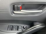 Toyota Corolla Cross 1.8 Hybrid Style ODBĚR 12/2026 - náhled 26