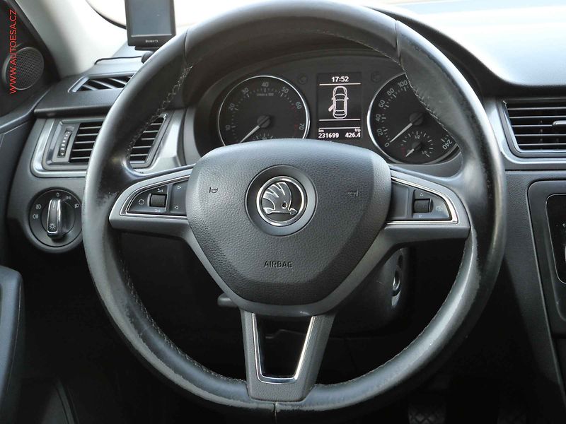 Škoda Rapid (2015) 1.2TSi, ČR, Ambition Fresh - fotka 13 z 18