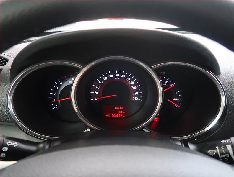 Kia Sorento (2011) 2.2 CRDi, 4X4, Serv.kniha - fotka 11 z 18