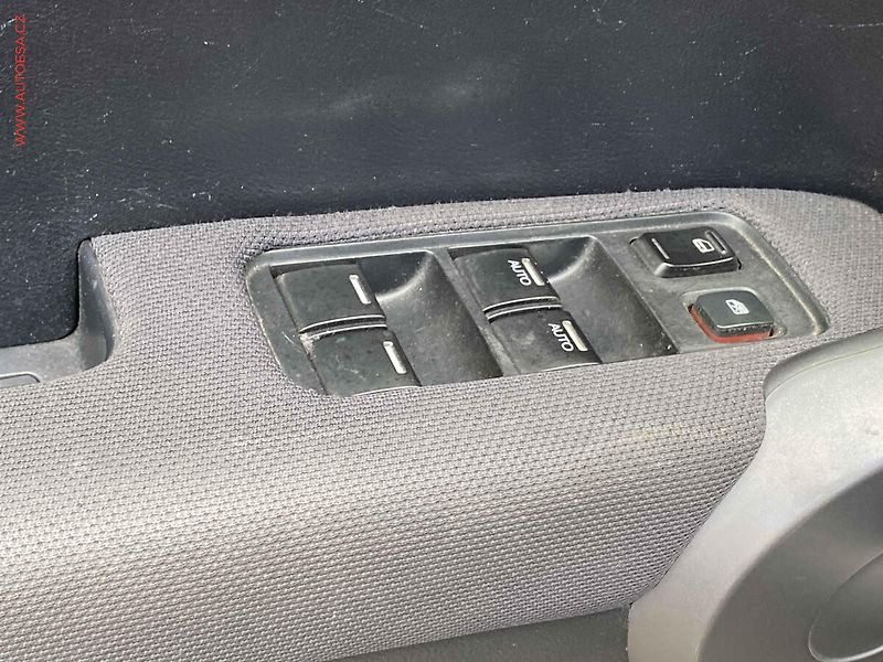 Honda CR-V (2009) 2.0i 4x4, ČR, servis.kniha - fotka 11 z 16