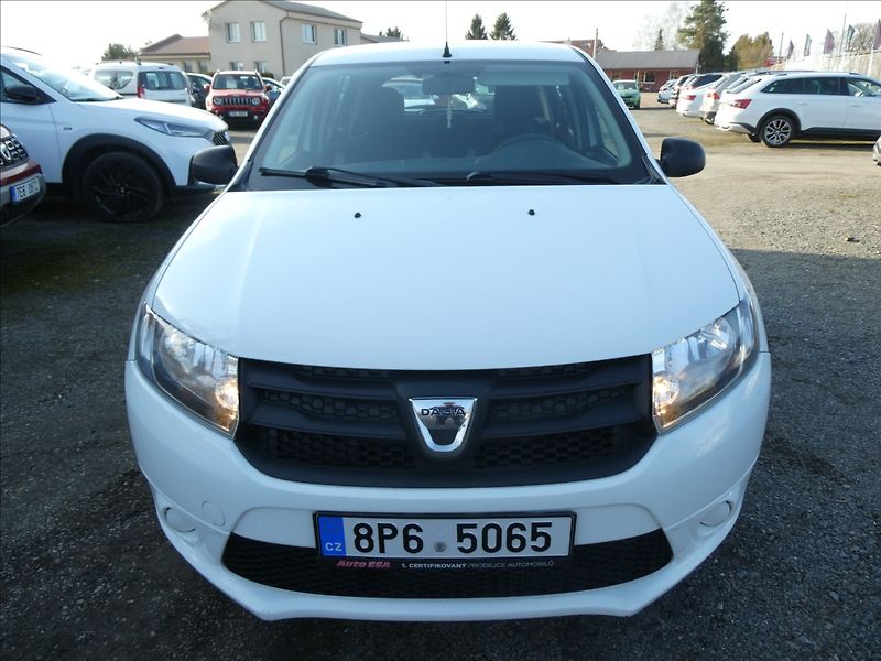 Dacia Sandero 1,2 16V 55kW Access, KLIMA - fotka 2 z 33