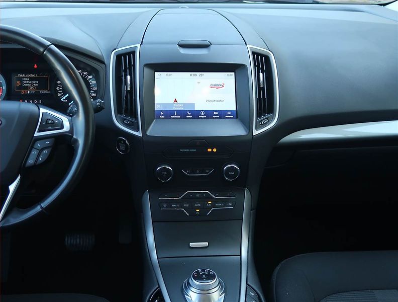 Ford Galaxy (2022) 2.0 EcoBlue - fotka 12 z 23