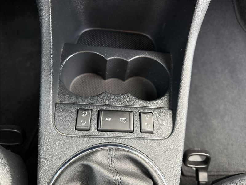Škoda Fabia II 1.2 TSI Ambition - fotka 11 z 17