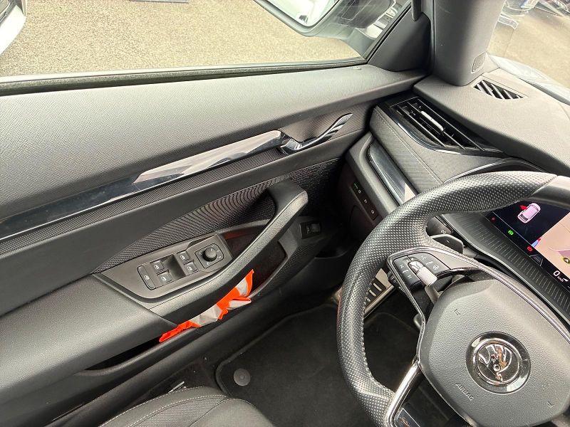 Škoda Octavia (2023) SPORTLINE 2.0TDI 110kW DSG 4x4 - fotka 11 z 11