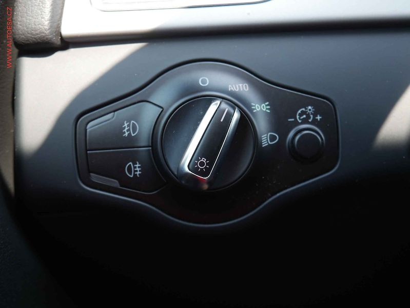 Audi A5 (2014) 2.0TDi Quattro, ČR, S-line - fotka 20 z 21
