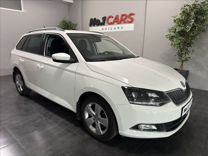 Škoda Fabia 1,2   TSI SPORT VÝHŘEV SEDADEL - fotka 2 z 28
